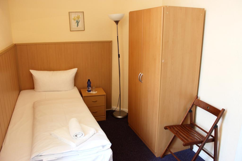 Hotel Hotel-pension Rheingold Am Kurfürstendamm Berlin