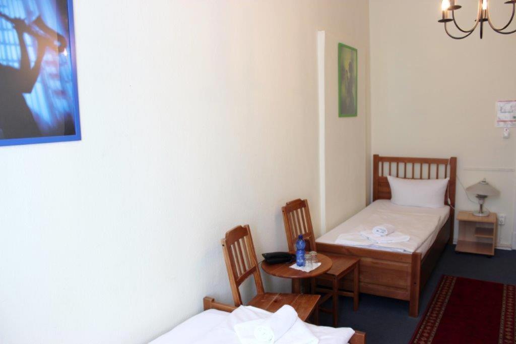 Hotel-pension Rheingold Am Kurfürstendamm Hotel 2*