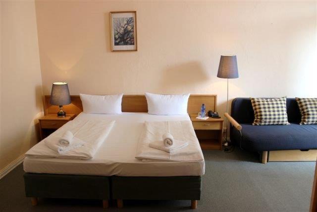 Hotel-pension Rheingold Am Kurfürstendamm Berlin