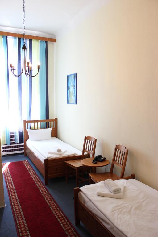 Hotel-pension Rheingold Am Kurfürstendamm Berlin