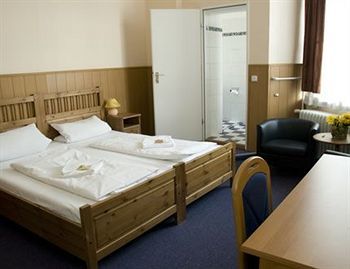 Hotel-pension Rheingold Am Kurfürstendamm